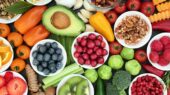 بهترین ساعت برای میوه خوردن چه زمانی است ؟