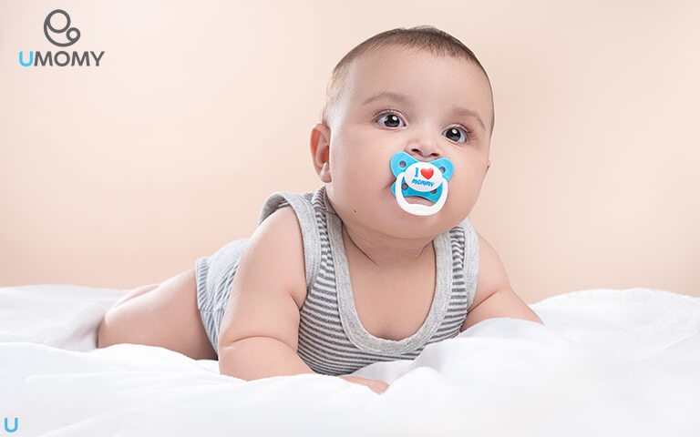 پستونک آبی نوزاد