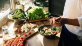 رژیم غذایی گیاهی خطر ابتلا به سرطان و بیماری های قلبی را کاهش میدهد
