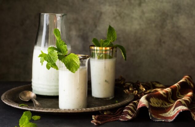 دوغ و کفیر: نوشیدنی‌ های مفید تابستانی برای حفظ هیدراتاسیون