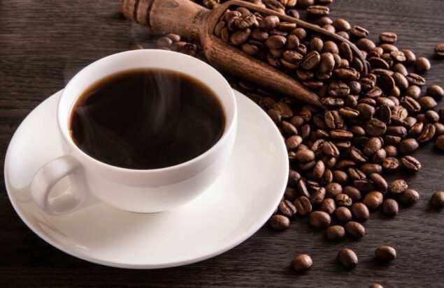 فواید شگفت‌ انگیز قهوه برای بدن؛ تأثیر مصرف روزانه قهوه بر کاهش ضعف و پیری جسمی