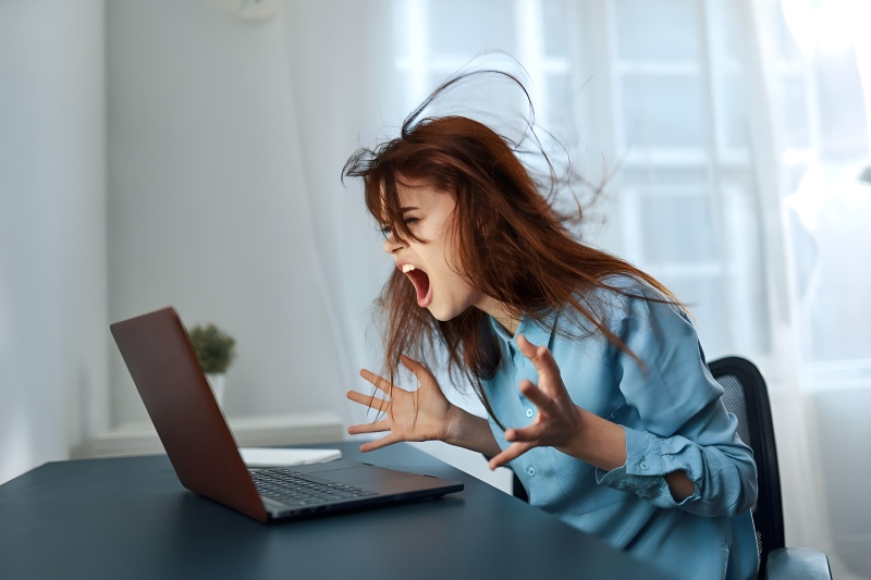 نشانه‌ های فروپاشی روانی و روش‌ های مقابله با فشارهای روانی شدید