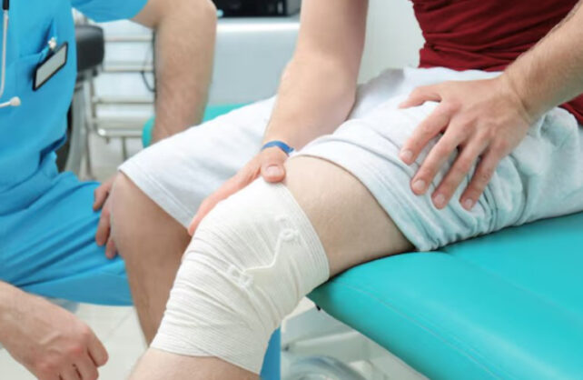 10 خطر بزرگ جراحی تعویض مفصل زانو که باید قبل از عمل بدانید!